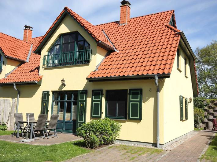 Ferienwohnung für 4 Personen, mit Terrasse und Garten