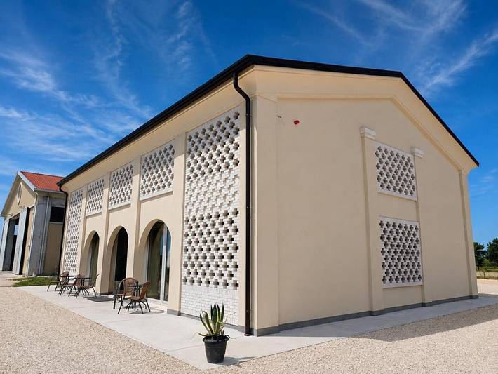 Gîte pour 2 personnes, avec Terrasse ainsi que Jardin et Vue à San Donà di Piave - 3