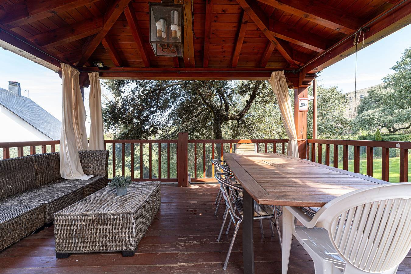 La Rosa De Los Vientos – Villa mit Pool & Whirlpool in der Sierra de Guadarrama in El Espinar, Segovia Provinz