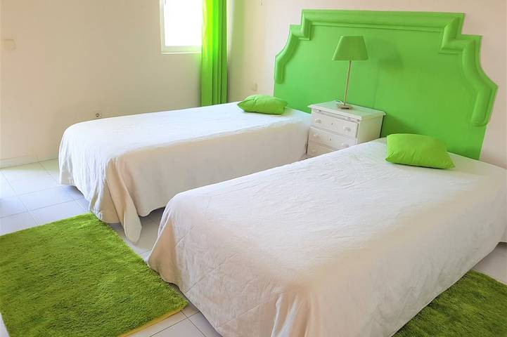 Charmantes Ferienhaus nur 700 m vom Strand in Santa Maria, São Gonçalo de Lagos