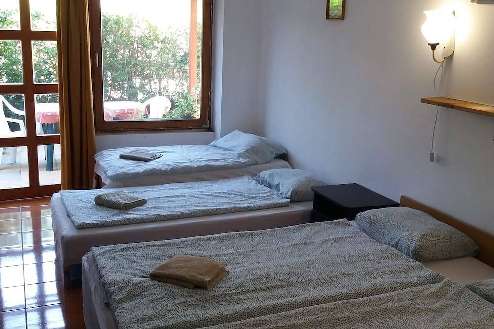 Ganze Wohnung, Lugas Kisapartman 1-bedroom apartment in enchanting Badacsonytomaj with Ac, Wifi in Badacsonytomaj, Balaton