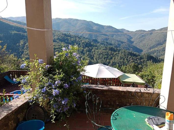 Location de vacances pour 6 personnes, avec jacuzzi ainsi que piscine et jardin dans Casabasciana - 3