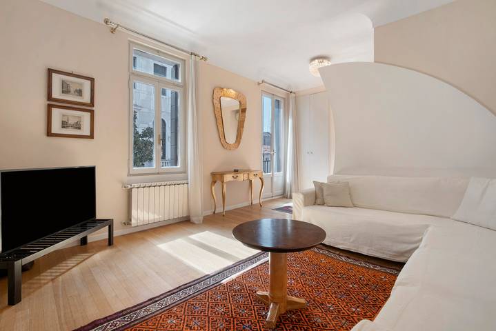 Vacation rental for 6 people, with balcony in Venice