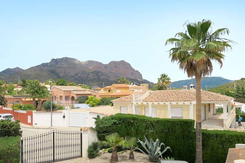 Wonderful private villa for 8 people with A/C, Wifi, private pool, Tv, terrace and parking in la Nucia, Costa Blanca