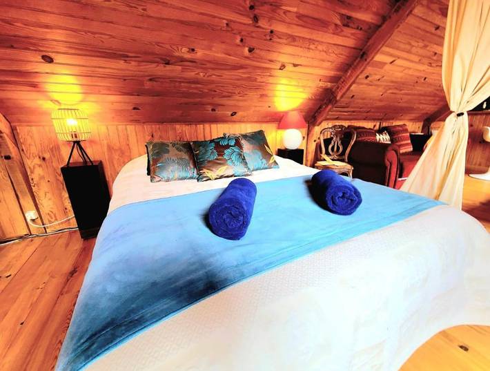 Gîte pour 5 personnes, avec terrasse et vue, animaux acceptés dans Bellebrune