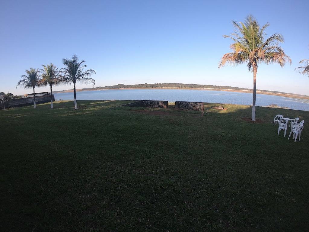 Schöne Ranch am See von Furnas in Pimenta, Minas Gerais