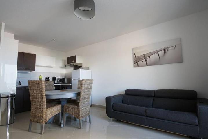 Gîte pour 4 personnes, avec vue et terrasse dans Office De Tourisme Saint Pierre La Mer