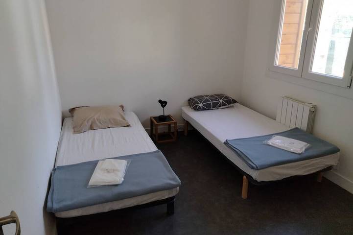 Hébergements le Camp d'Auneau - Auneaululu New in Aunay-sous-Auneau, Chartres region