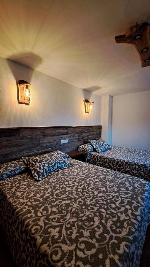 Casa rural para 7 personas, con jardín y vistas, Se admiten mascotas en Nerpio - 3