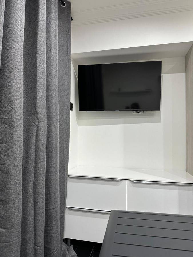 Appartement entier, One-Bedroom Apartment in Aiguebelle (Savoie), Région de Saint-Jean-de-Maurienne