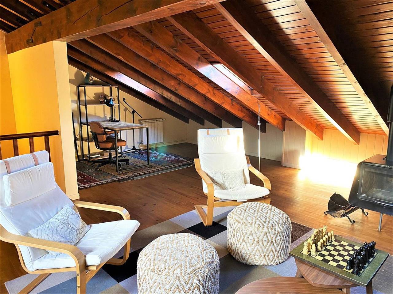 Casa Pareada 4 hab. Piscina, Chimenea, Wifi y Mascotas Ok in Llivia, Parque Natural Regional de los Pirineos Catalanes