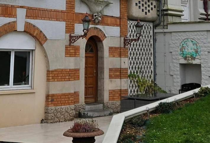 Gîte pour 13 personnes, avec jardin et sauna, animaux acceptés dans Famars - 4