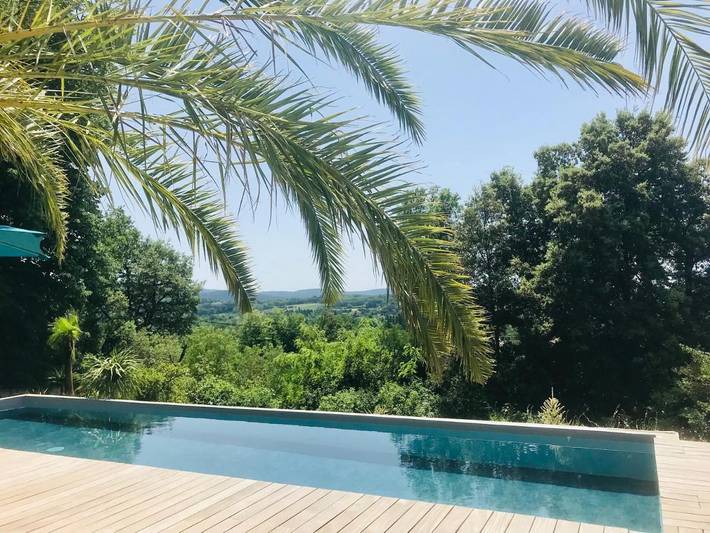 Location de vacances pour 8 personnes, avec piscine ainsi que jardin et vue à Montélimar - 4