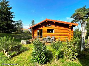 Gîte pour 4 personnes, avec jardin ainsi que jacuzzi et sauna dans La Chapelle-d'Aurec
