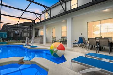 Vacation House for 24 Guests in Kissimmee, Florida, Picture 2