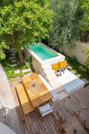 Gîte pour 6 personnes, avec piscine ainsi que balcon et jardin dans Port du Vallon des Auffes