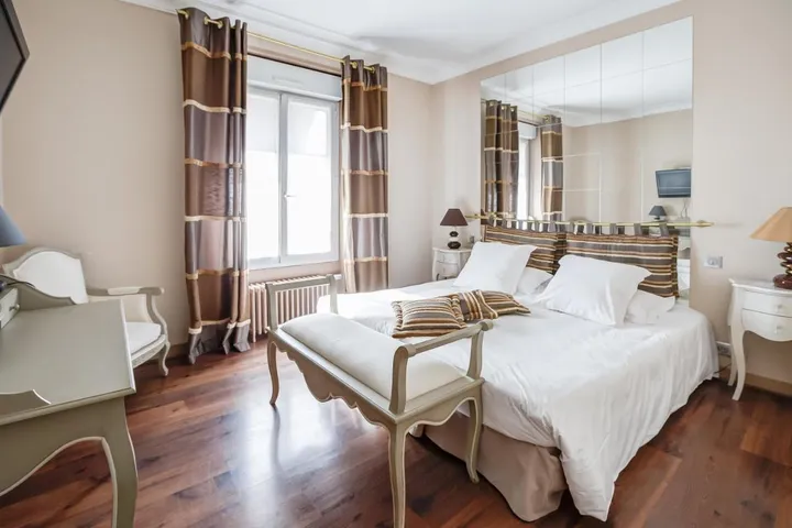 Hotel für 2 Personen - 1