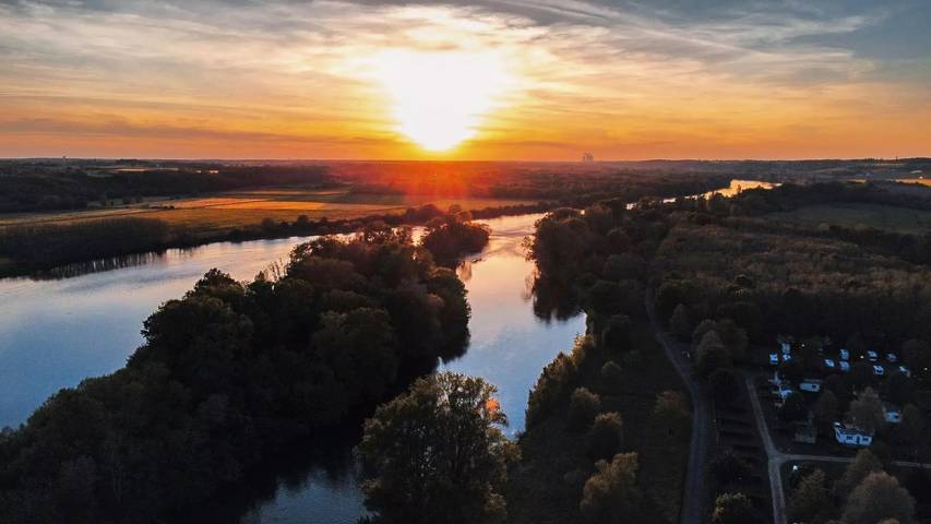 Camping pour 4 personnes dans Centre-Val de Loire - 2