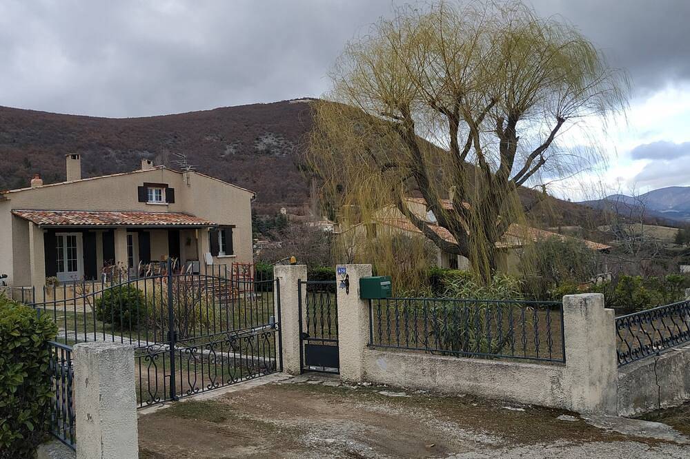 Banon : Maison de l'Orge- 2 bedrooms- 4 people in Banon, Forcalquier region