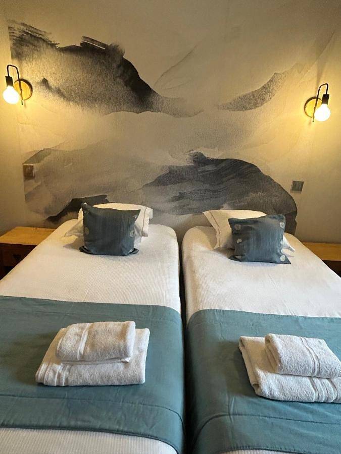 Hôtel pour 4 personnes, avec terrasse et vue, animaux acceptés