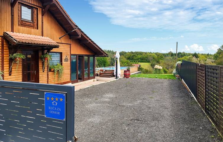 Ferienhaus für 7 Personen, mit Garten und Sauna sowie Terrasse und Whirlpool - 1