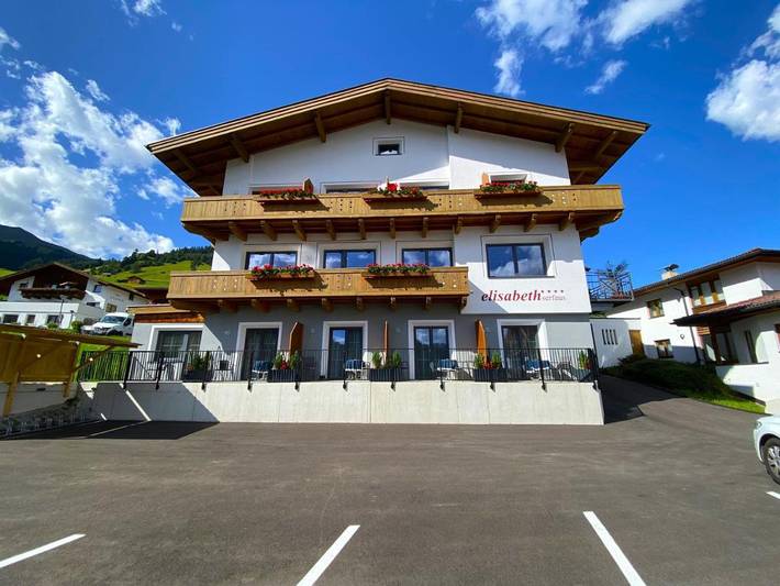Ferienhaus für 3 Personen, mit Terrasse und Sauna sowie Ausblick in Serfaus
