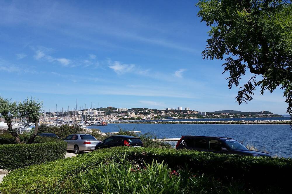 Appartement De Vacances pour 4 Personnes dans Martigues, Région d'Istres