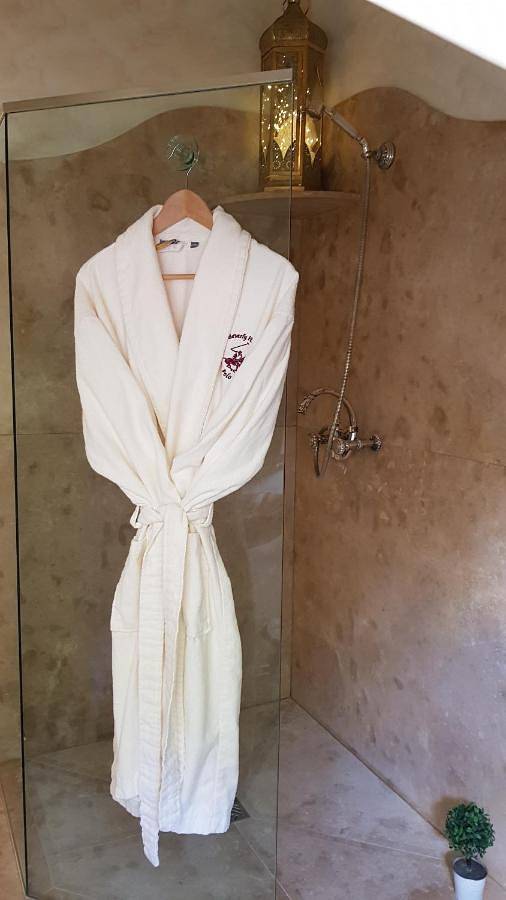 Location de vacances pour 2 personnes, avec jardin ainsi que vue et terrasse à Saint-Gervais-la-Forêt - 3