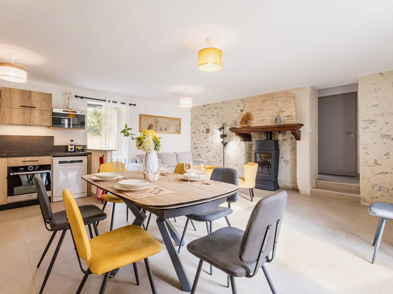 Ancien corps de ferme rénové avec jardin, terrasse et recharge Ev, à 24 km de Nantes in Région de Nantes