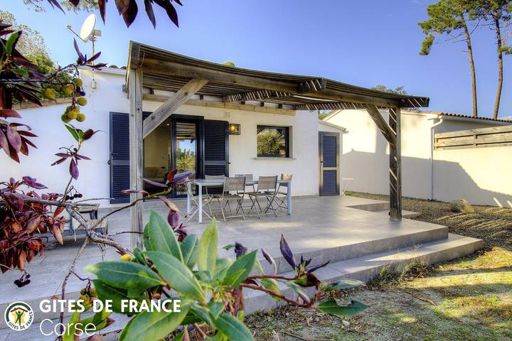 Gîte pour 4 personnes, avec terrasse, animaux acceptés - 1