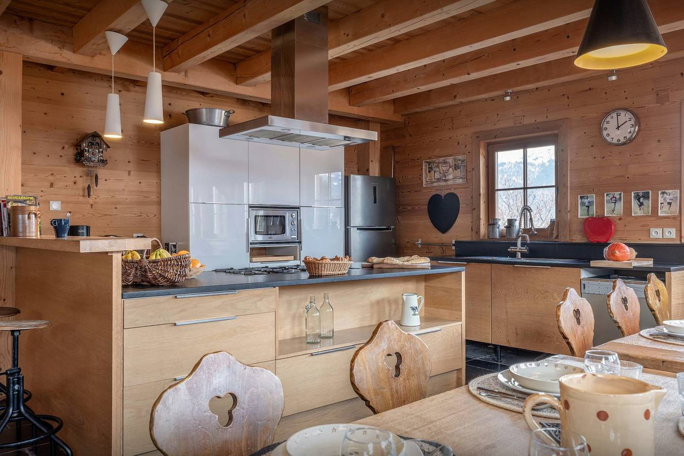 Spacieux chalet pour 15 à Combloux avec sauna et terrasse - Ovo Network in Combloux, Pays du Mont-Blanc