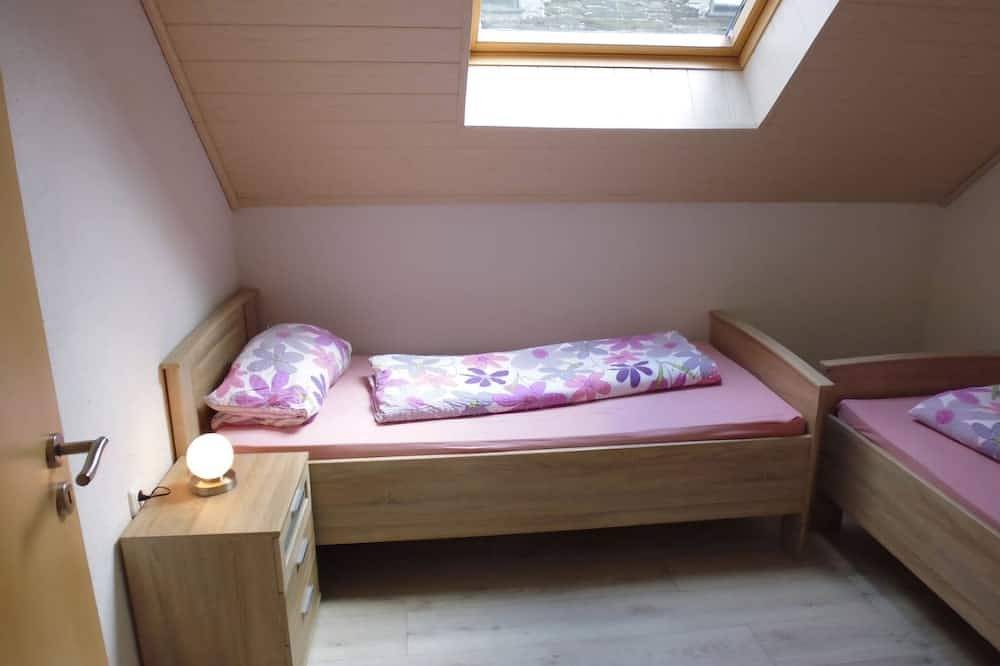 Geheel appartement, Fewo Stella Nova in Wintrich, Bernkastel-Kues