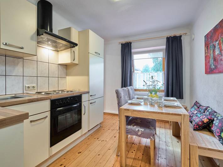 Ganze Wohnung, Geräumige Wohnung mit Balkon und Aussicht in Forstau, Ski Amadé