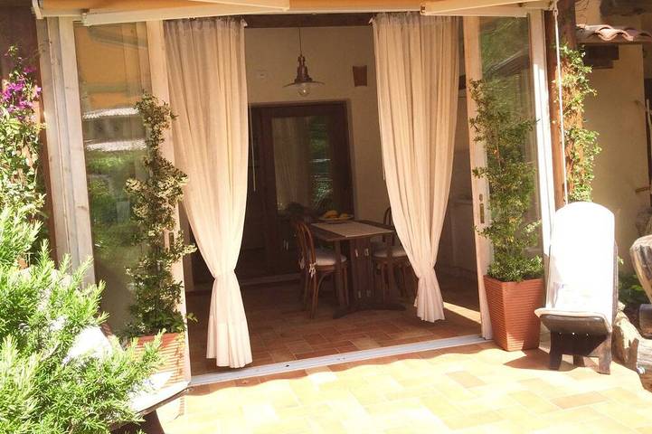 Ferienhaus für 4 Personen, mit Balkon und Garten - 1