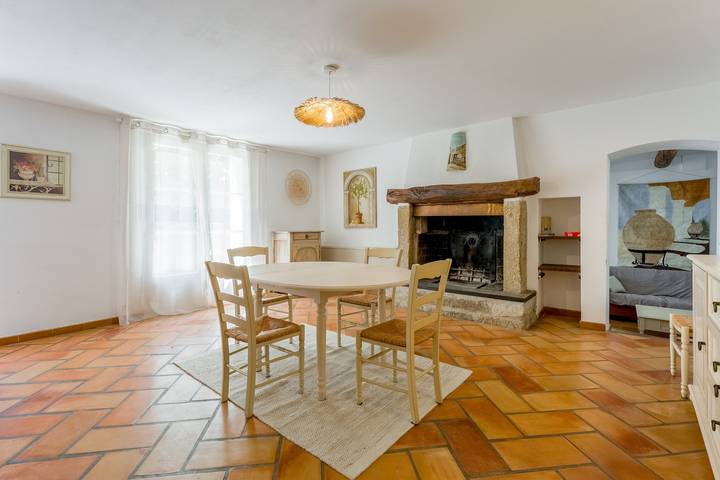 Ferienhaus „Mas des Amandiers“ mit privatem Pool, Terrasse und Wlan in Jonquières, Vaucluse