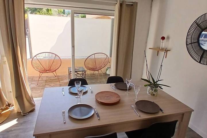 Appartement de vacances pour 2 personnes, avec terrasse et jardin, animaux acceptés