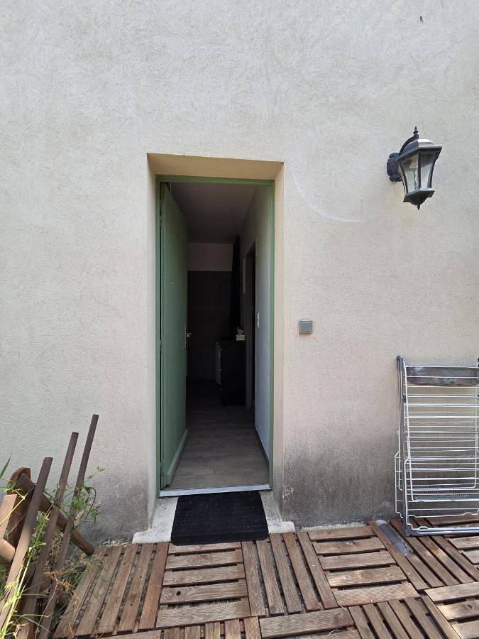 Appartement entier, Studio en bas de villa in Puget-sur-Argens, Côte méditerranéenne (France)