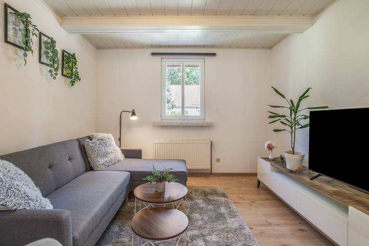 Entire apartment, Apartment “Max” with Private Terrace, Garden, and Wi-Fi in Drei Kaiserbäder, Heringsdorf