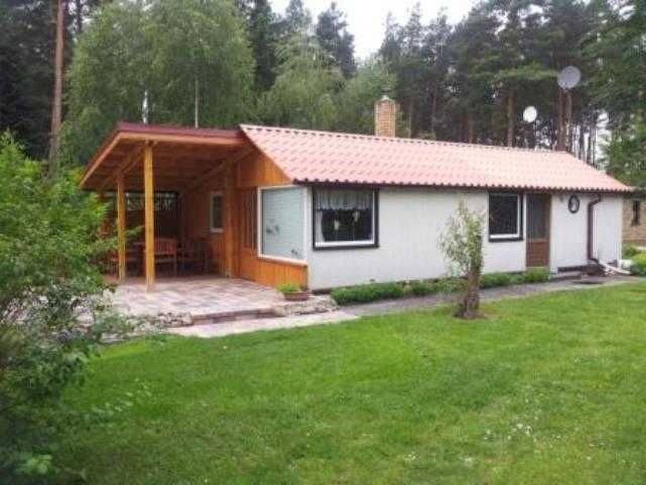 Ganze Ferienwohnung, Bungalow am Lübbesee mit Terrasse - Bungalow in Templin, Barnimerland Region