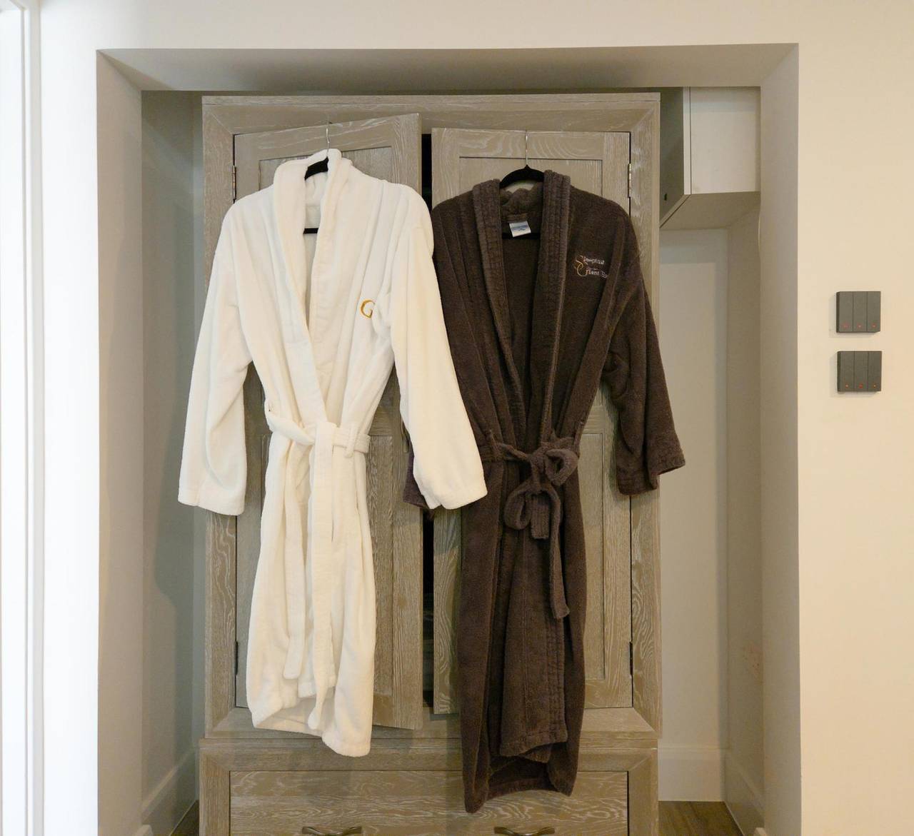 Suite 14 - Sleeping Giant Hotel - Pen Y Cae Inn in Brecon Beacons
