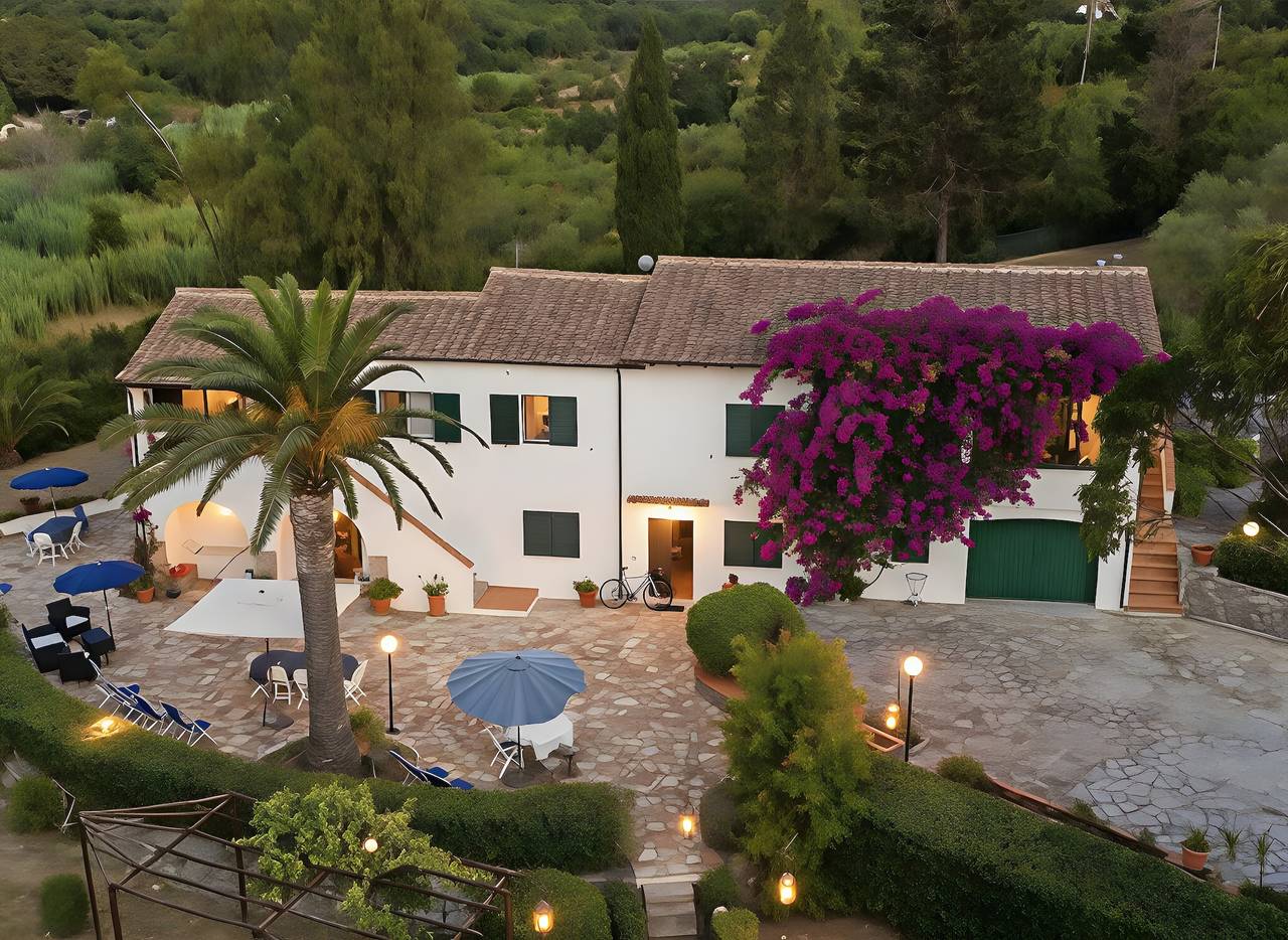 Ganze Wohnung, Apartment 'Agave' mit privatem Garten, Wlan und Klimaanlage in La Pila, Elba