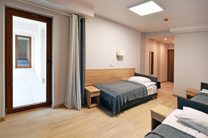 Bed & breakfast dla 4 osób, z balkon w Ząbki