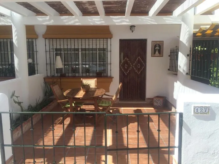 Casa vacanza per 9 persone, con giardino e panorama - 1