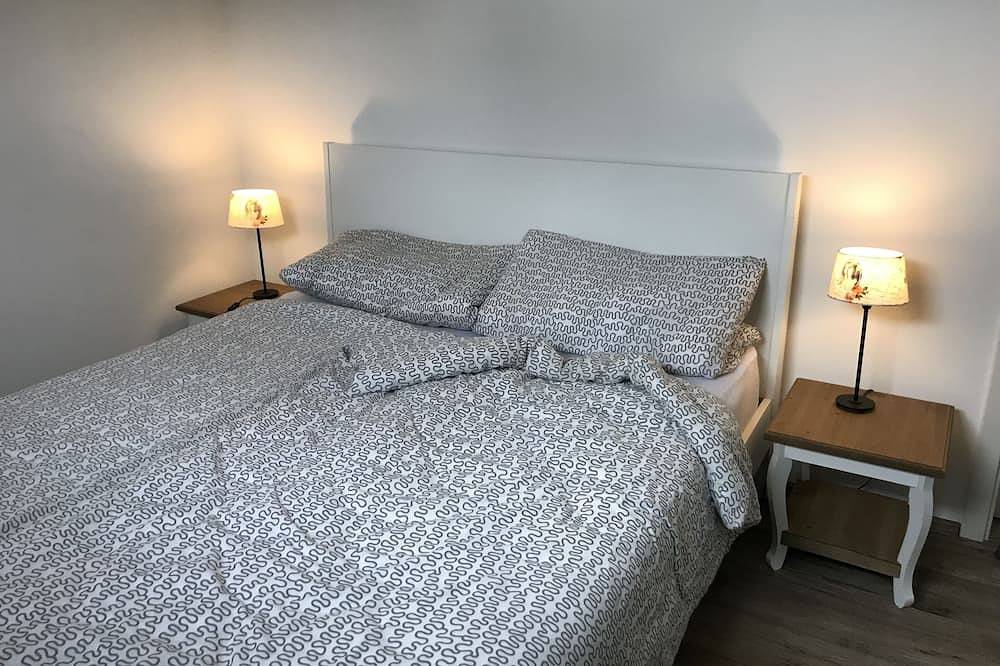 Modernes, helles Ferienhaus mit viel Sonne und eigenem Bootssteg in Ijsselmeer