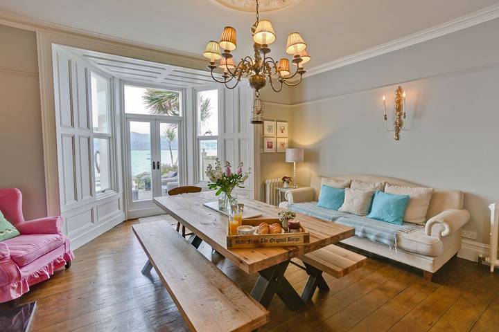 Cottage for 12 people in Beaumaris