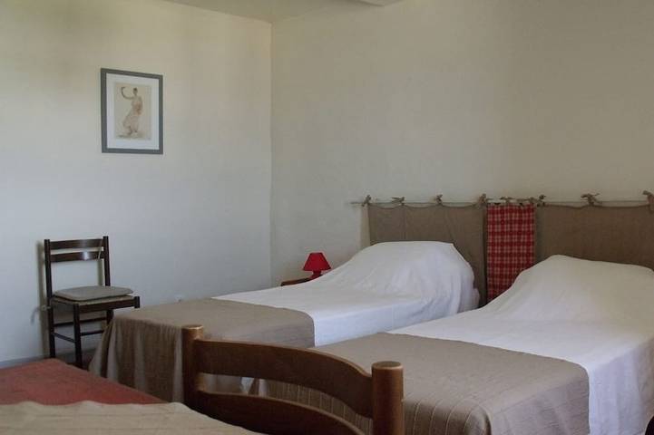 Location de vacances pour 4 personnes, avec jardin à Lussan - 3