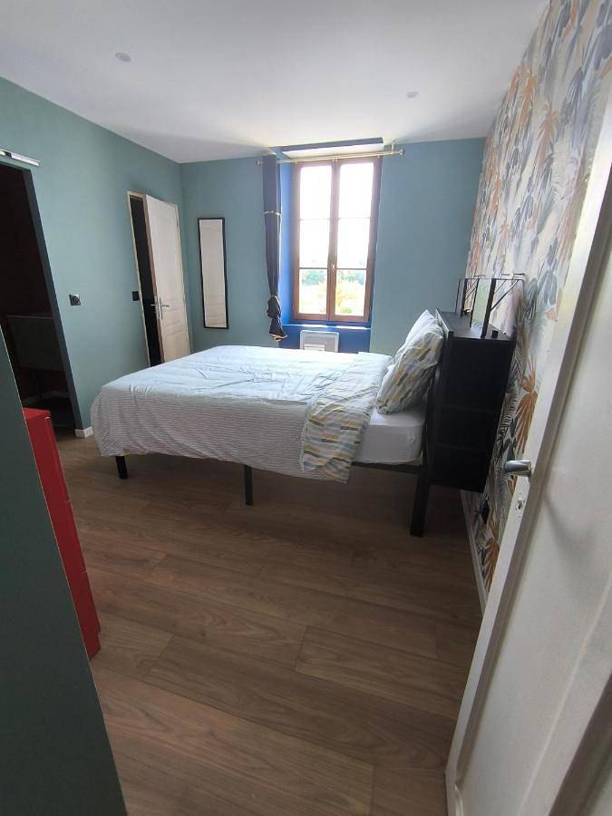 Gîte pour 4 personnes, avec vue et jardin à Saint-Yrieix-sur-Charente - 2