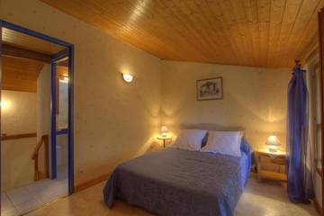 Location De Vacances pour 2 Personnes dans Villette-sur-Ain, Ain, Photo 1