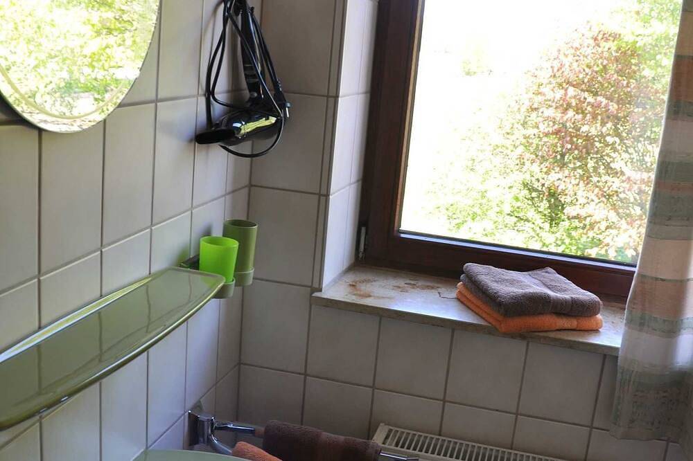 Ganze Wohnung, Gartenzauber  G. Reimann Fw 3 - Ferienwohnungen bei G. Reimann in Kappeln, Kappeln & Umgebung