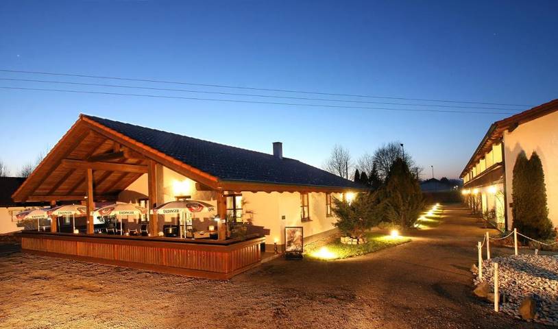 Hotel für 2 Personen, mit Terrasse und Garten sowie Sauna in Aidenbach